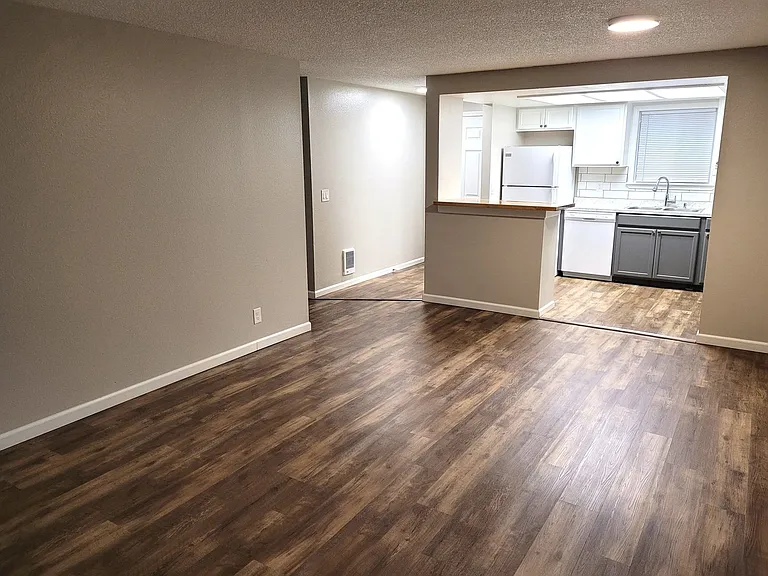 3116 Orleans St — Photo 5
