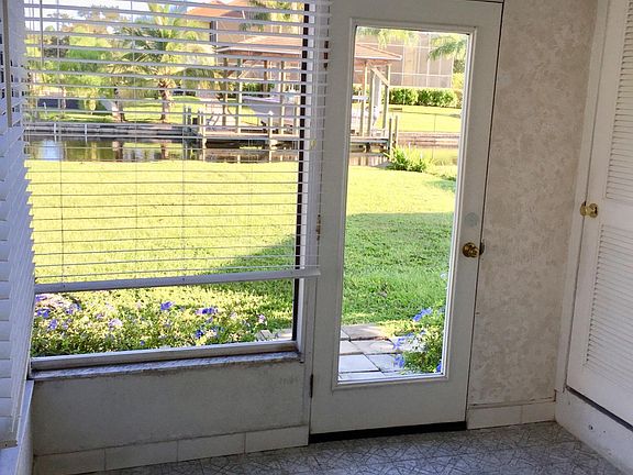 5th image of 4824 Esplanade St APT 2