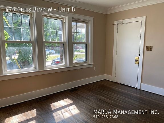 3rd image of 476 Giles Blvd W Unit B