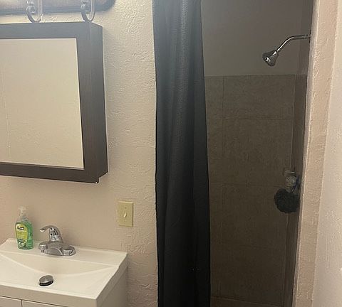4th image of 18 S H St #12