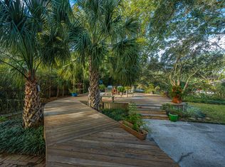974 Fort Sumter Dr, Charleston, SC 29412