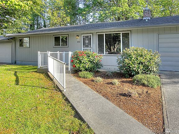 3rd image of 1832 13th Ave SE