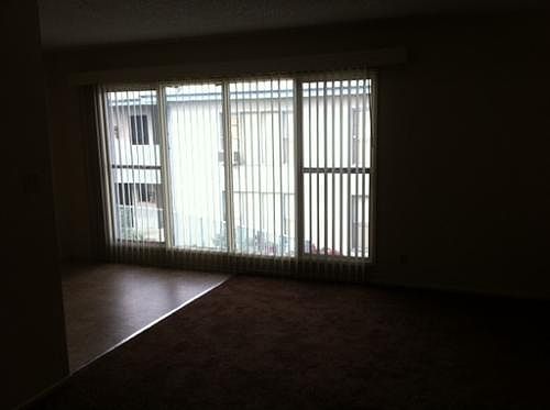 4th image of 2616 W El Segundo Blvd APT 5