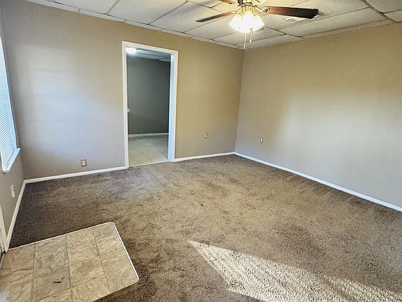 3rd image of 1122 Dallas St APT 2