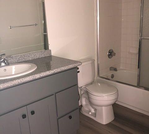 5th image of 1335 N La Brea Ave APT 307