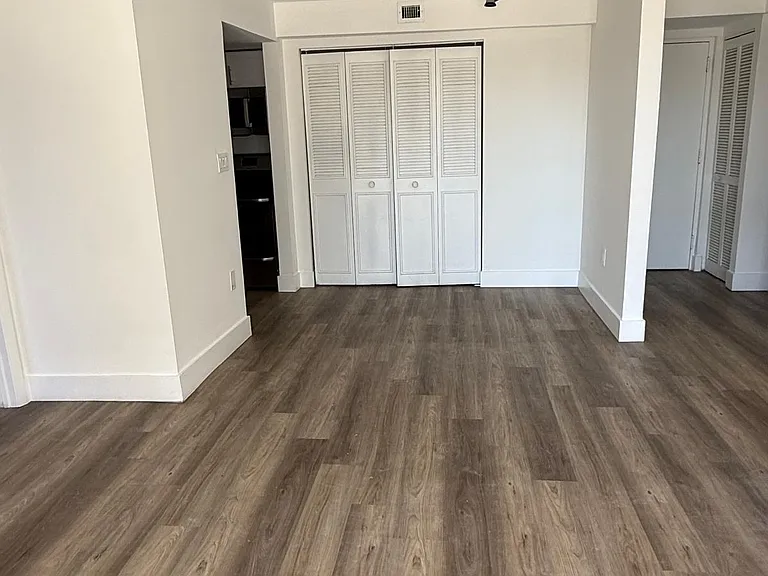 1720 NW North River Dr #408 — Photo 8