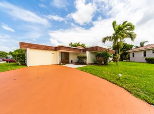 5610 Coco Palm Dr, Tamarac, FL 33319