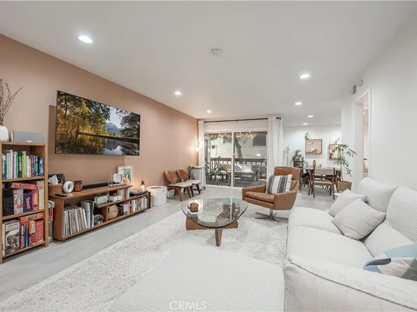 500 S Oak Knoll Ave Unit 10, Pasadena, CA 91101