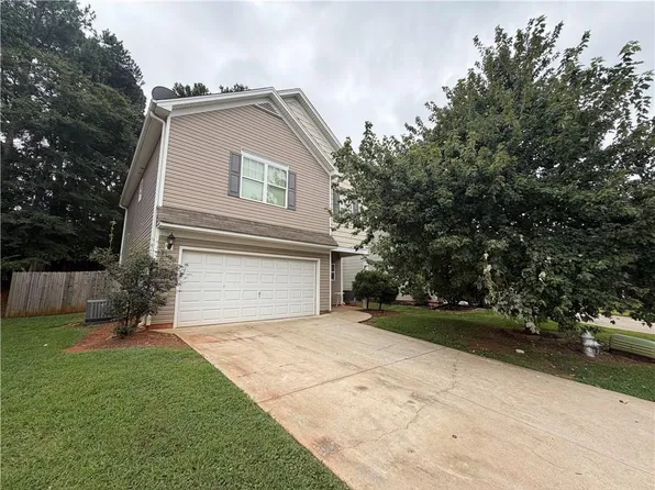 1519 Swamp Cabbage Dr, Lawrenceville, GA 30045