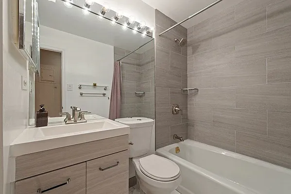 Rented by Compass | media 11