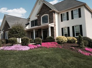 6800 Stella Cir, Coopersburg, PA 18036
