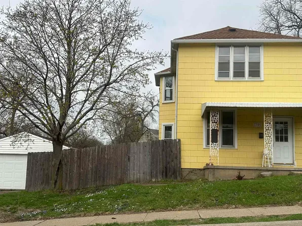 1355 Ohagen St, Dubuque, IA 52001