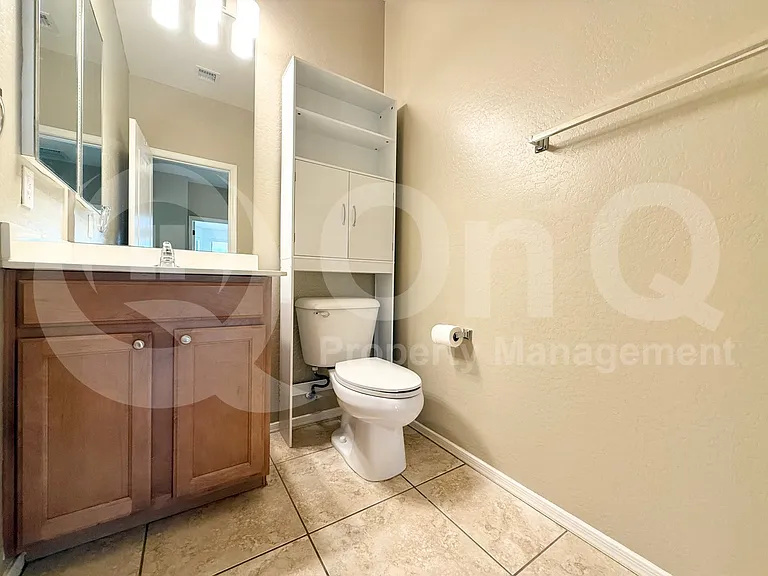 7310 S 26th Ln — Photo 20