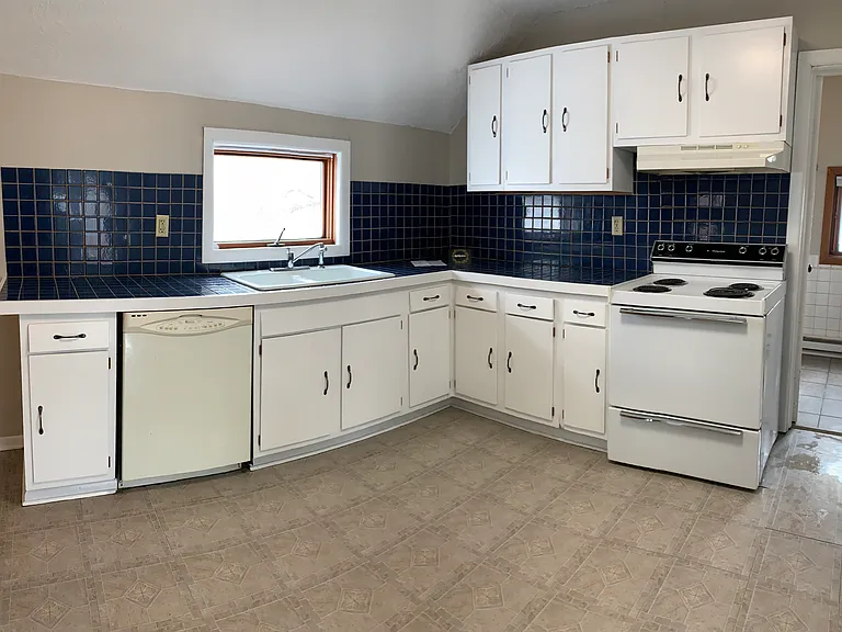421 N Dewey St #2 — Photo 7