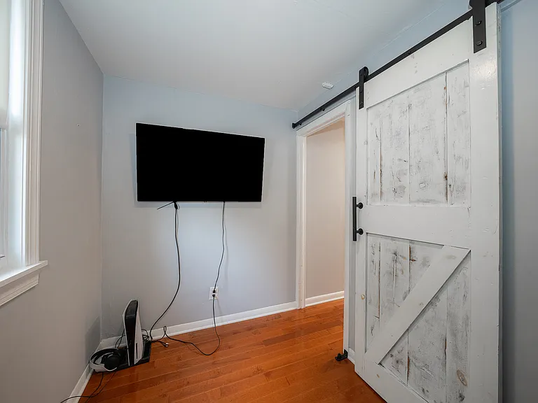 236 Wilder St — Photo 28