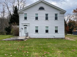 9421 Old French Rd, Waterford, PA 16441