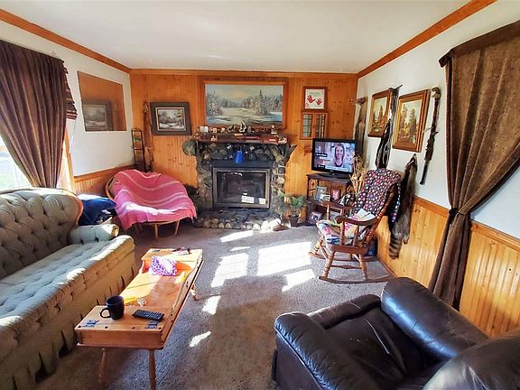 Cozy living room with fireplace