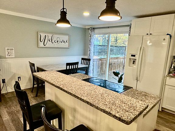 4th image of 127 Meadow Hill Dr