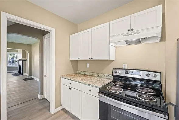 1117 Superior Ave — Photo 11