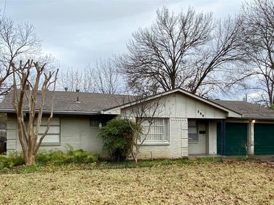 208 Pensacola Ave, Waxahachie, TX, 75165