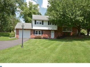 1 Reigate Way, Titusville, NJ 08560