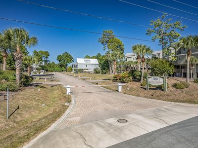 364 Sandalwood Trce, Carrabelle, FL, 32322