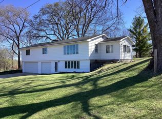 2418 W Main St, Albert Lea, MN 56007