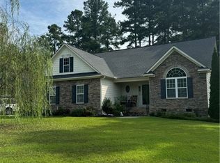 171 Orchard Falls Dr, Spring Lake, NC 28390