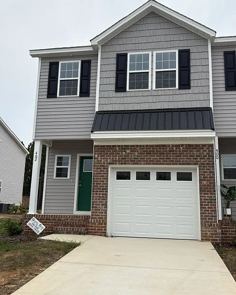 402 Caddie Ct