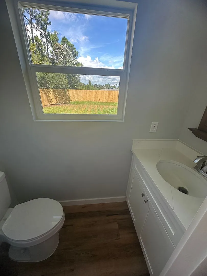 Studio Apartment — Photo 4