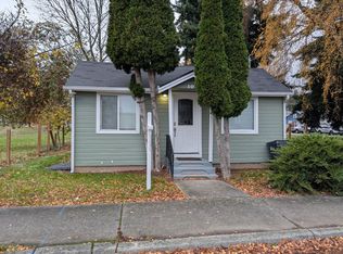 107 E Section St, Mount Vernon, WA 98273