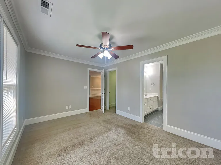 115 Shenandoah Loop — Photo 6