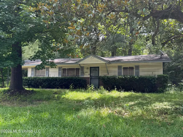 3062 Lakewood Dr, Jackson, MS 39212