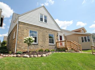 1342 S 73rd St, West Allis, WI 53214