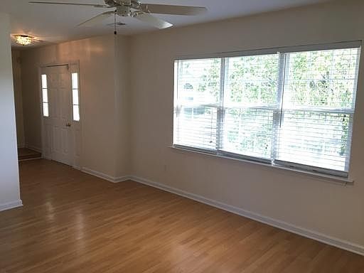3rd image of 4117 Kettering Pl