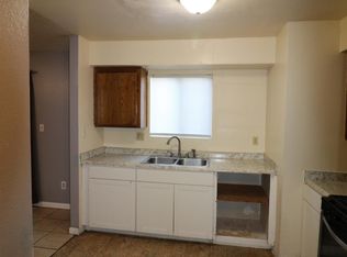 6305 Castleford St #4, Bakersfield, CA