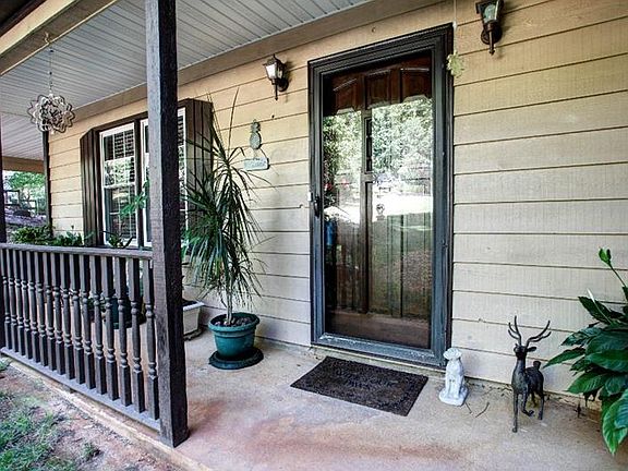 3rd image of 5805 Oak Grove Valley Dr