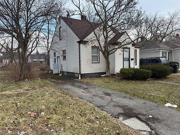 2nd image of 8864 Heyden St