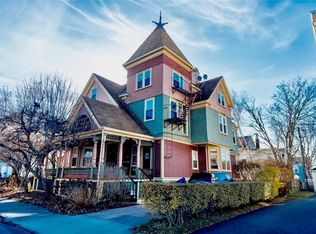 9 Rhode Island Ave #4, Newport, RI 02840