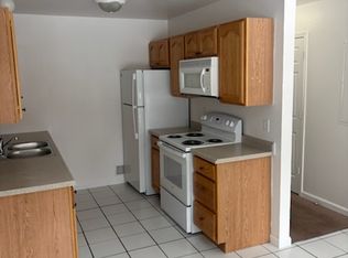 731 10th St E, Plainwell, MI 49080