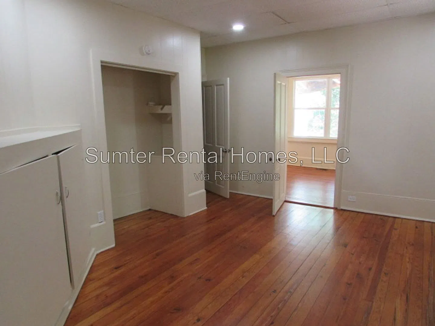 2 bed, 1.0 bath, 817 sqft, $1,095 — Photo 4