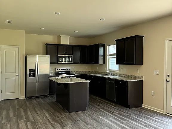 3rd image of 489 Campbell Ridge Pl