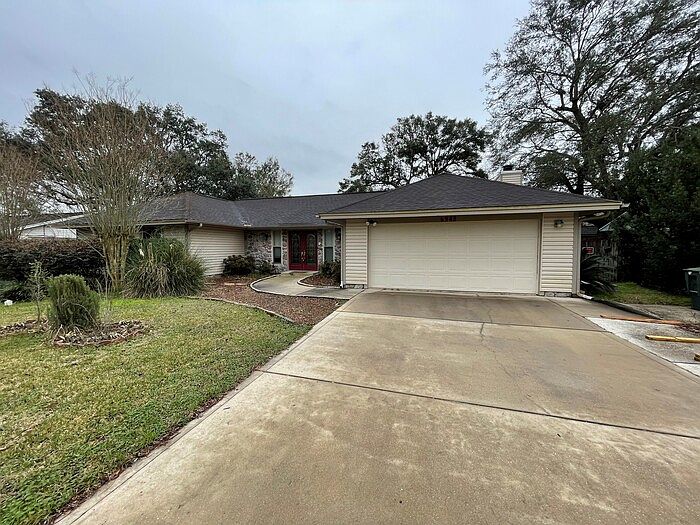 1st image of 6943 Falcon Dr