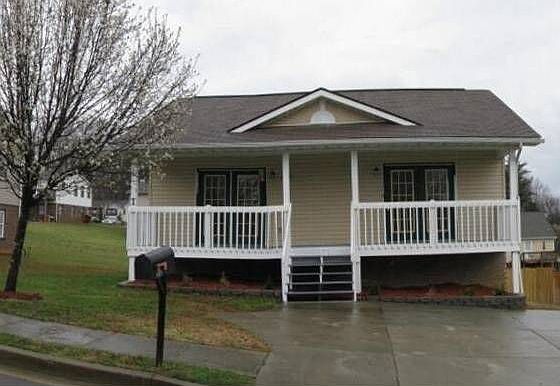 1st image of 1021 Justus Dr