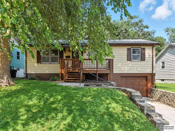 2418 S 6th St, Omaha, NE 68108
