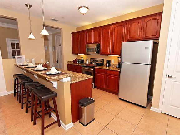 2nd image of 5049 Shoreway Loop Suite 101