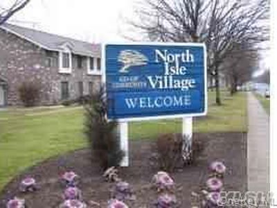 226 Pointe #226, Coram, NY, 11727