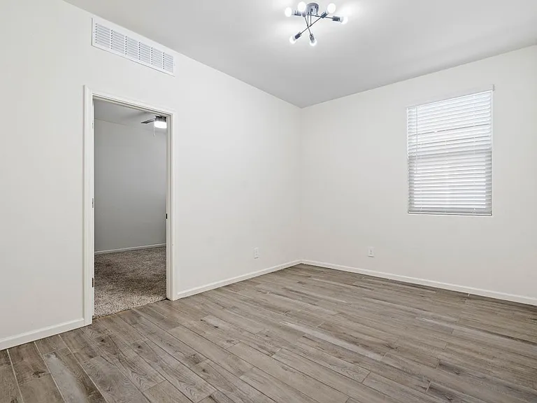 12486 N Reeves Pl — Photo 17