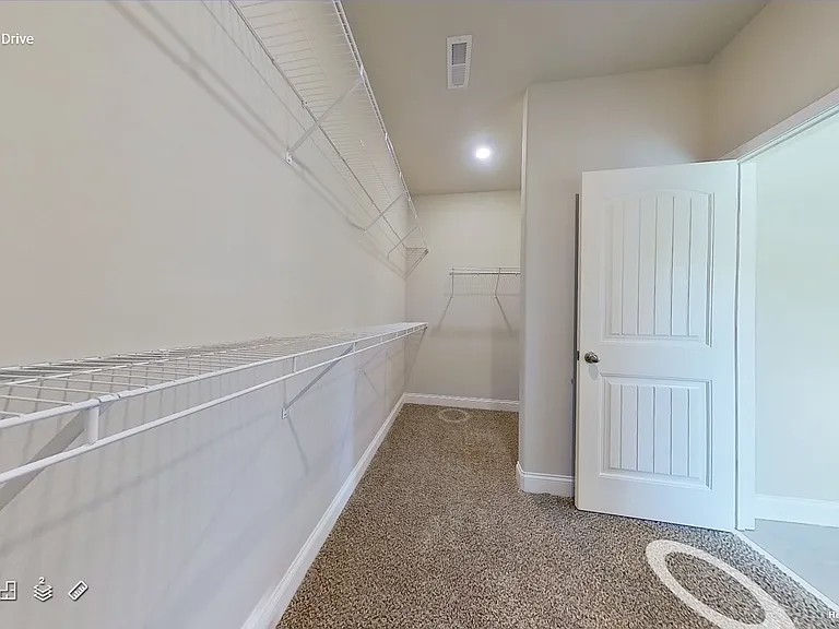 1470 Fort Dr — Photo 31