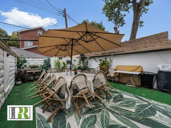 3338 Bedford Avenue image 12 of 15